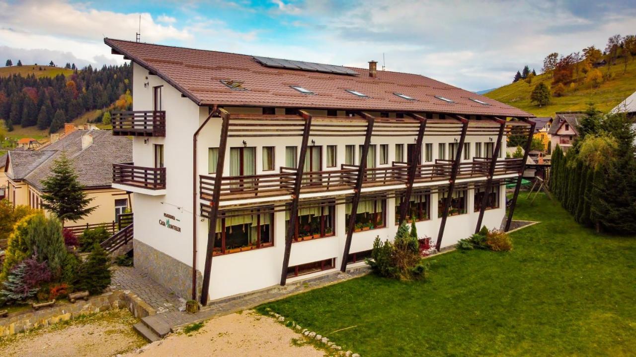 Casa Muntelui Hotel Fundata Eksteriør billede