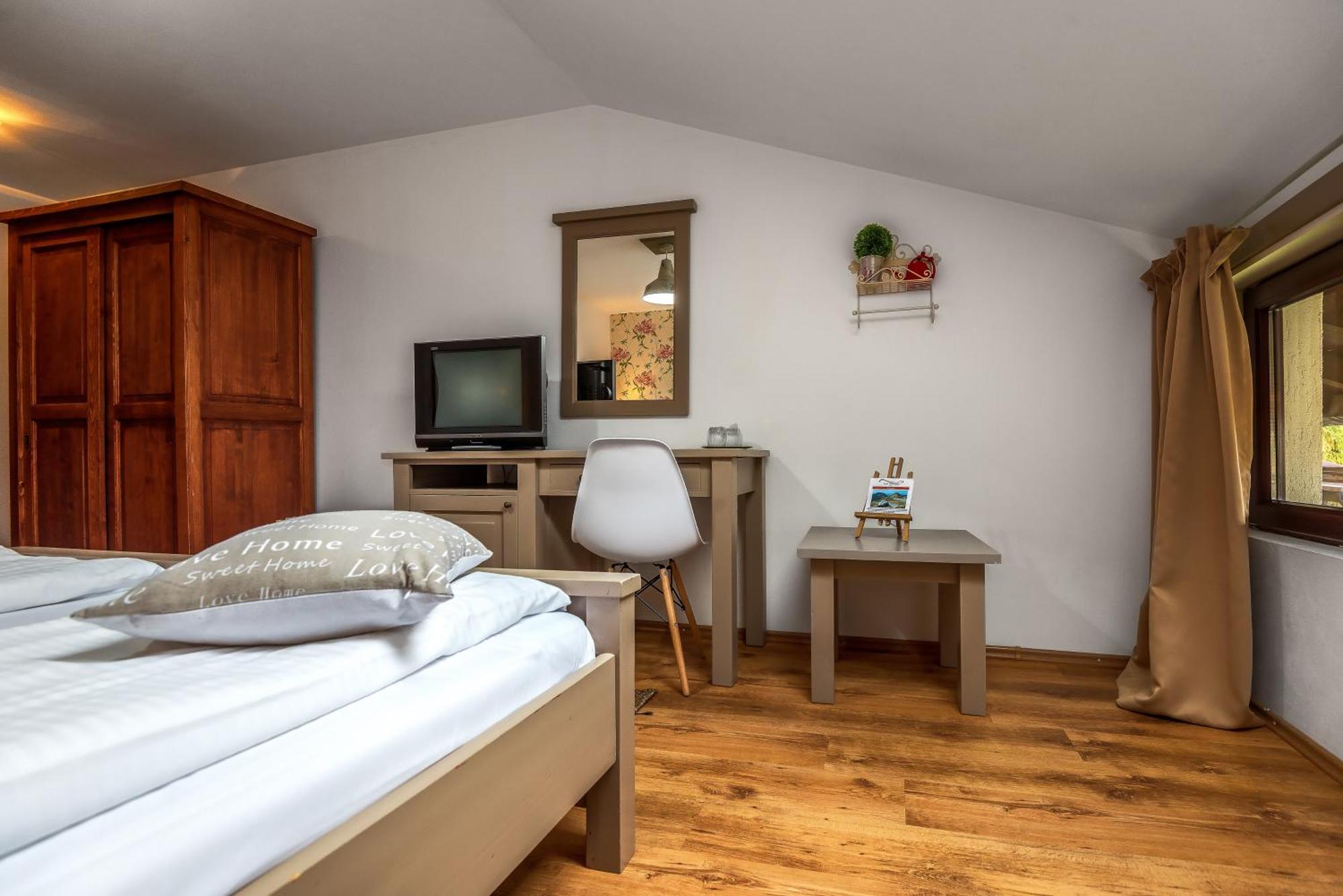 Casa Muntelui Hotel Fundata Eksteriør billede