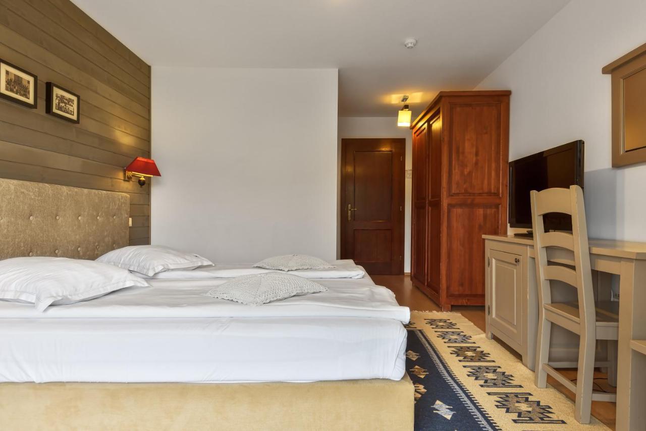Casa Muntelui Hotel Fundata Eksteriør billede