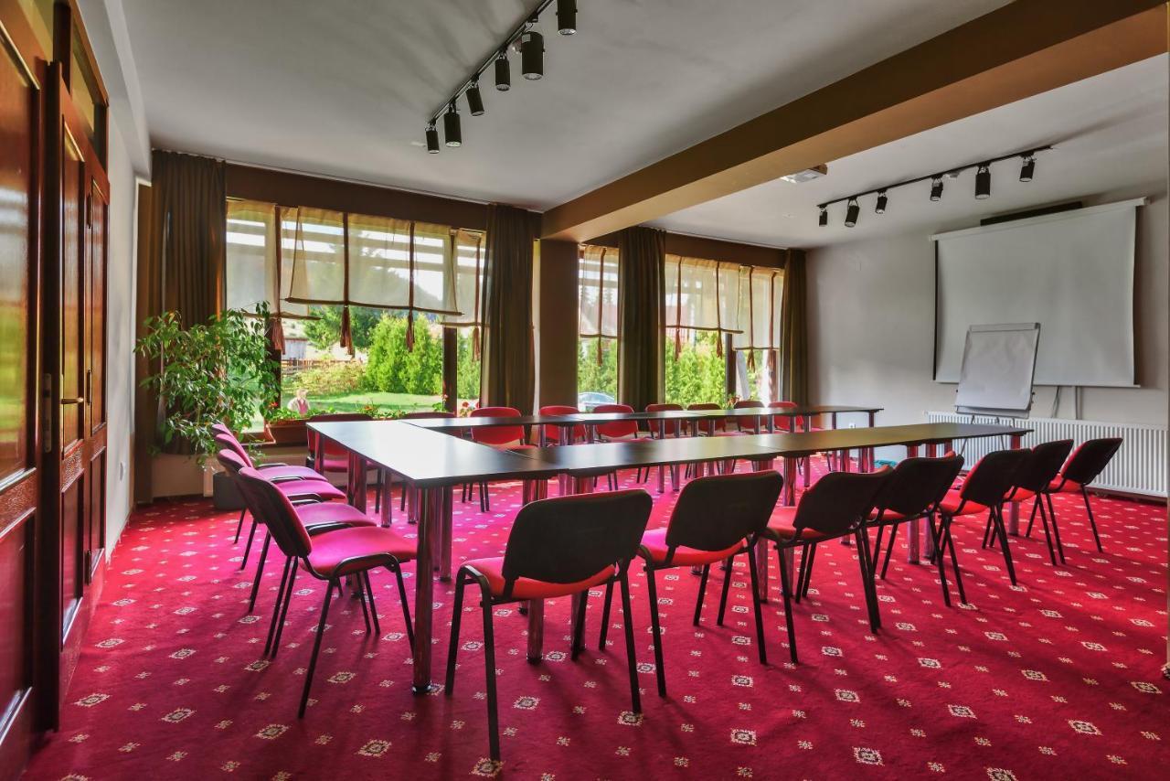 Casa Muntelui Hotel Fundata Eksteriør billede
