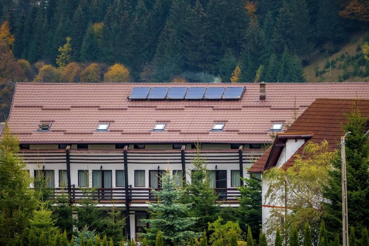 Casa Muntelui Hotel Fundata Eksteriør billede
